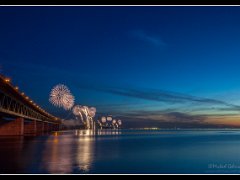 oresundsbron fyrverkeri : fireworks, oresunds bridge, sunset, öresundsbron